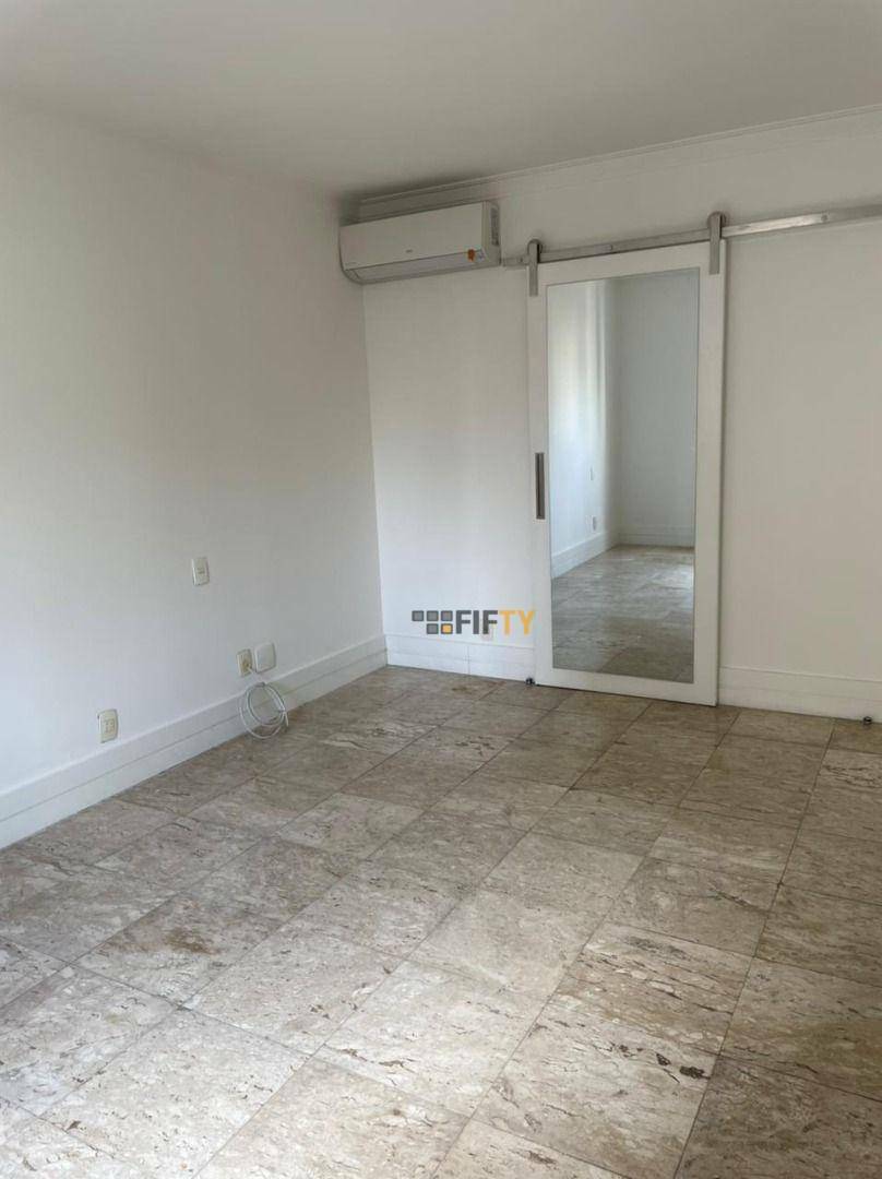 Apartamento para alugar com 3 quartos, 146m² - Foto 15