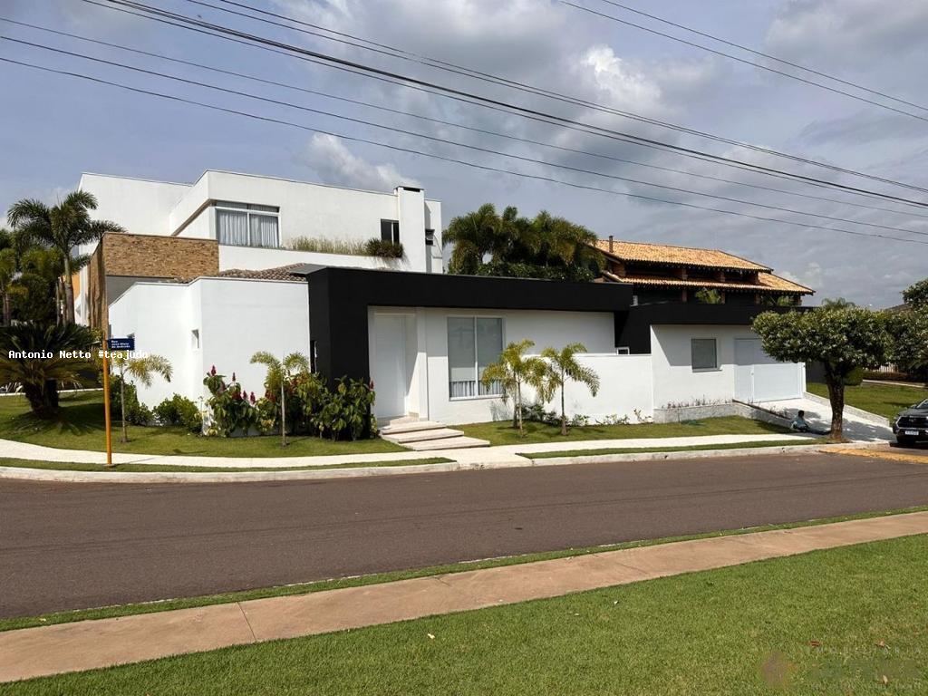 Casa de Condomínio à venda com 3 quartos, 410m² - Foto 4