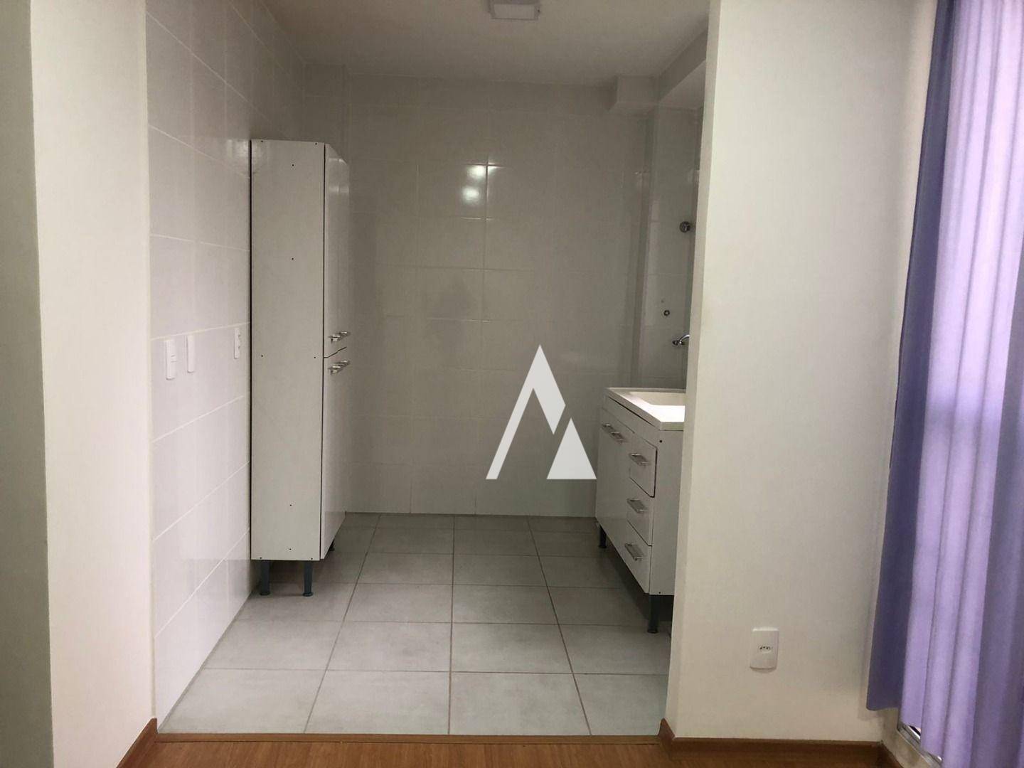 Apartamento à venda com 2 quartos, 40m² - Foto 17