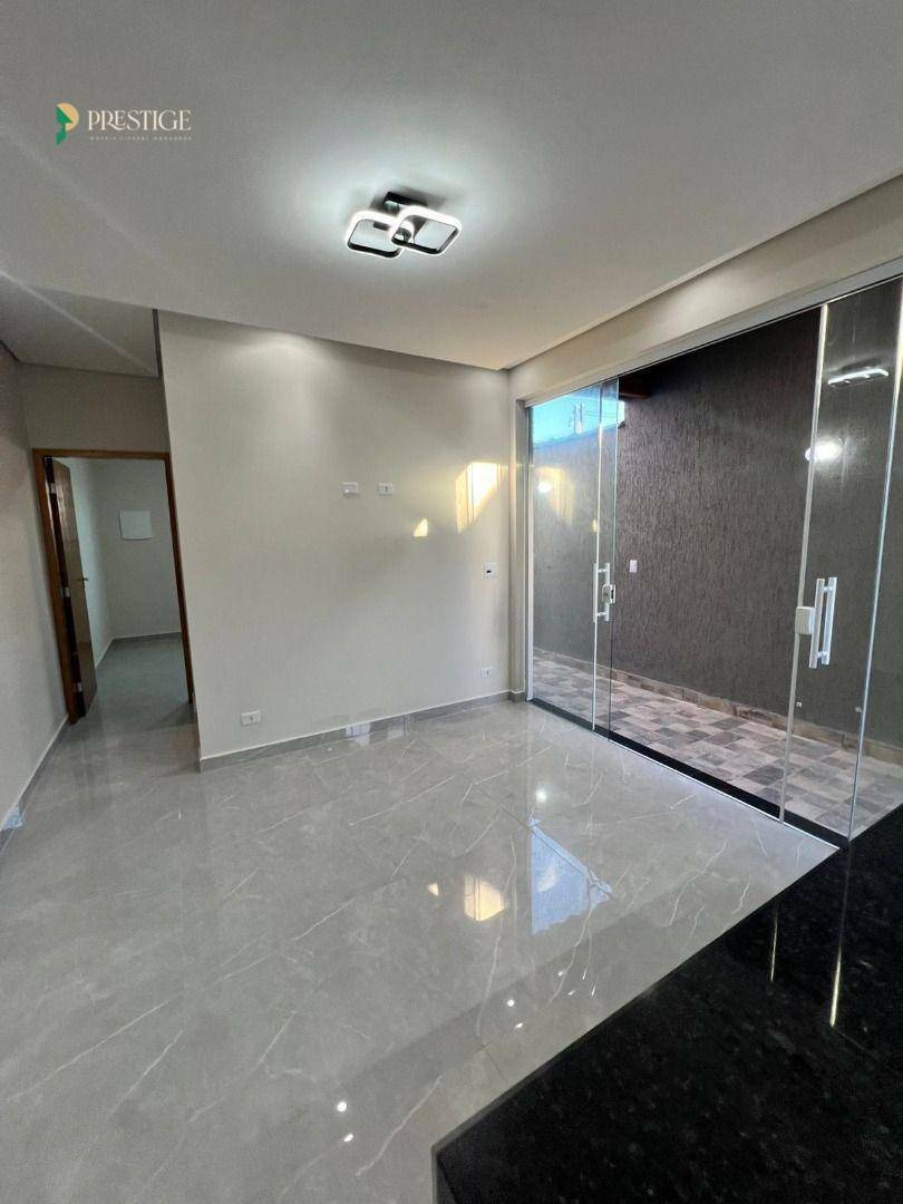 Casa à venda com 2 quartos, 65m² - Foto 9