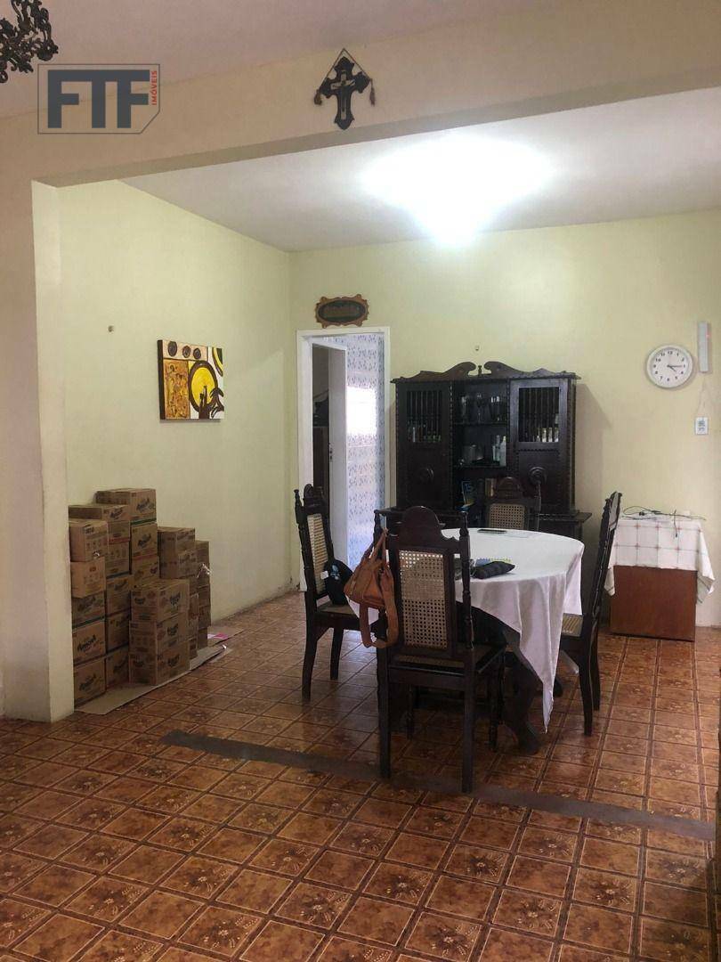 Casa à venda com 4 quartos, 300M2 - Foto 2