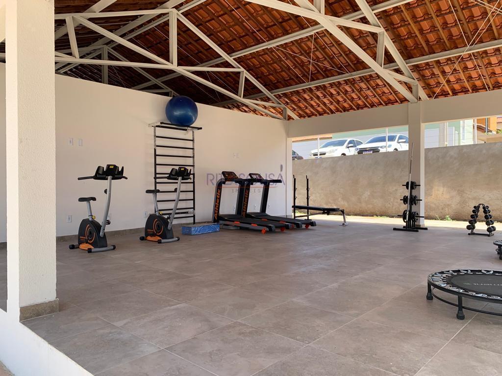 Casa à venda com 3 quartos, 77m² - Foto 14
