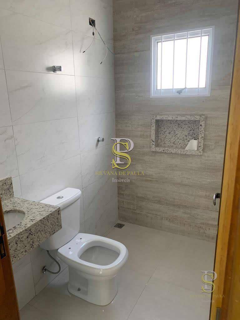 Casa à venda com 3 quartos, 160m² - Foto 18