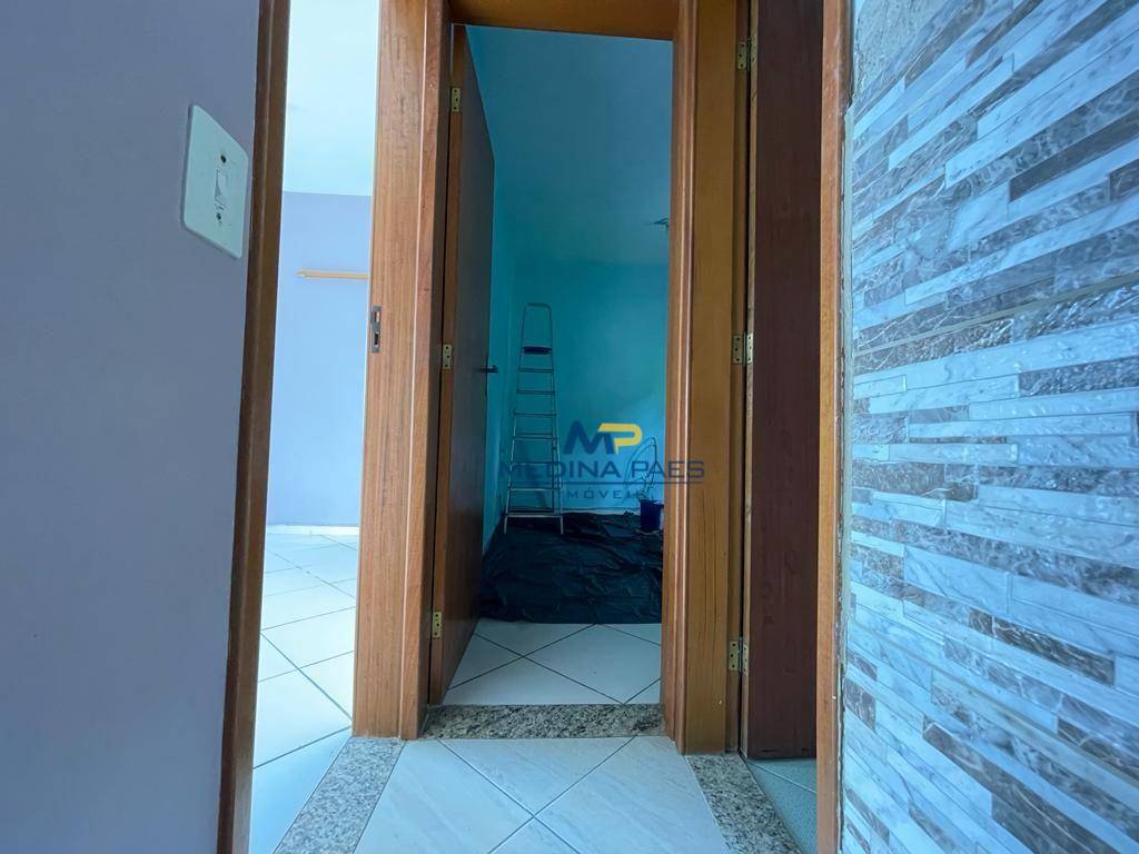 Casa à venda com 2 quartos, 70M2 - Foto 11