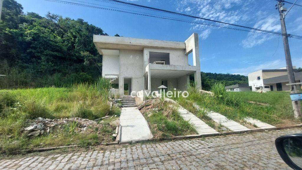 Casa de Condomínio à venda com 3 quartos, 105m² - Foto 1