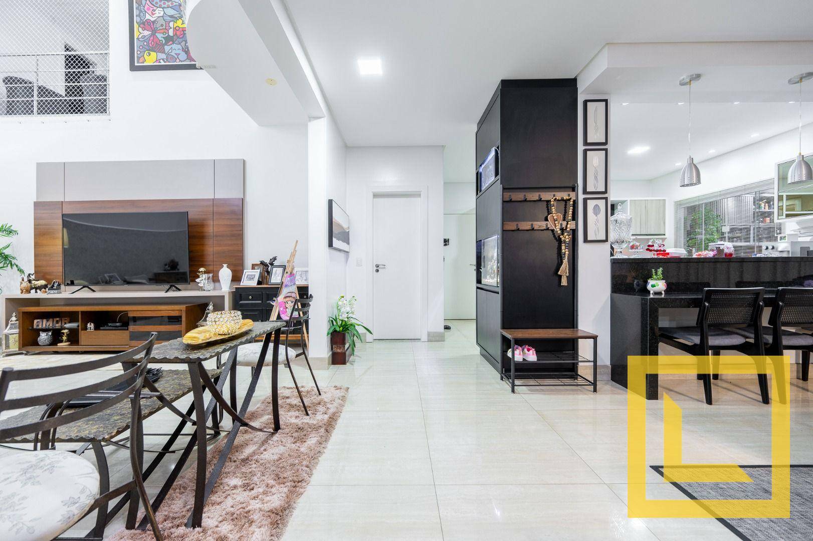 Casa à venda com 3 quartos, 320m² - Foto 6