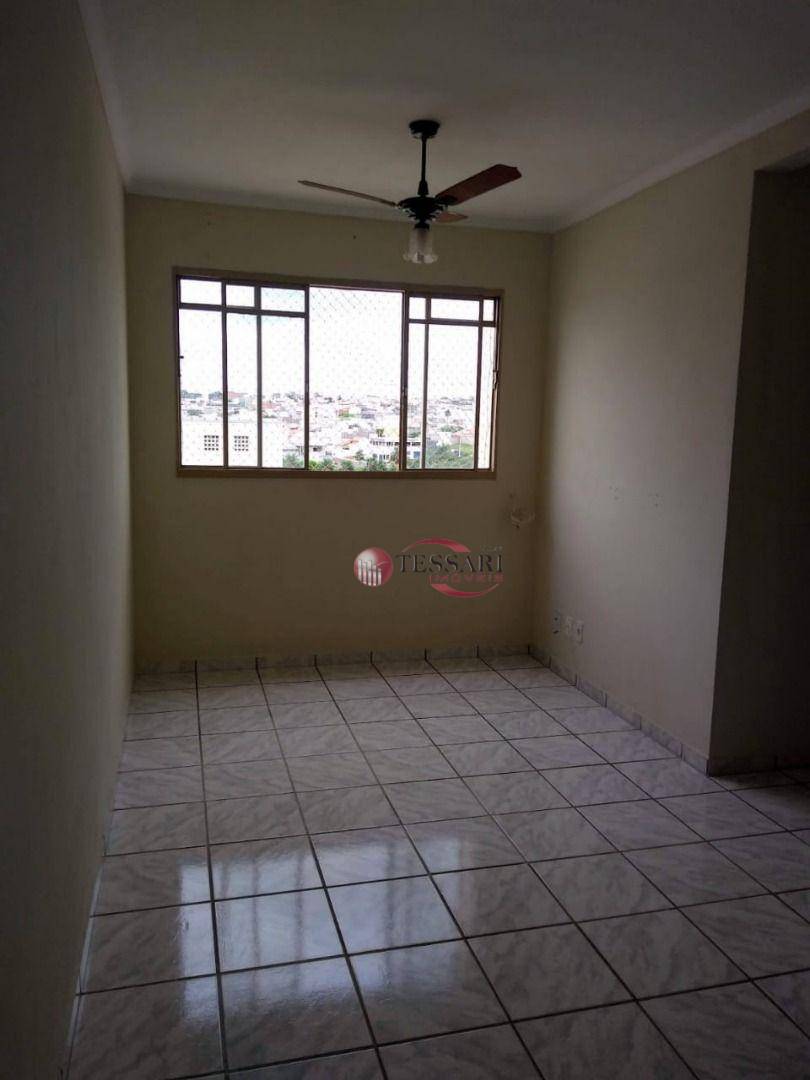 Apartamento à venda com 3 quartos, 70m² - Foto 1