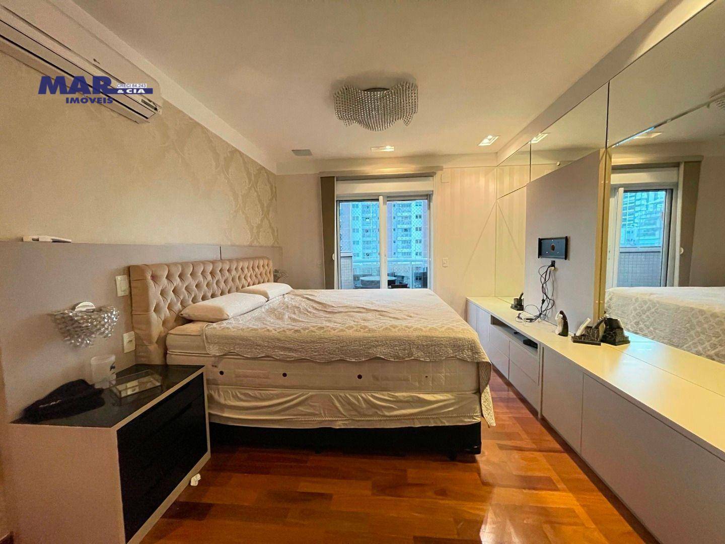 Apartamento à venda com 4 quartos, 200m² - Foto 18