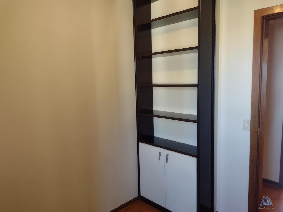 Apartamento à venda com 4 quartos, 111m² - Foto 21