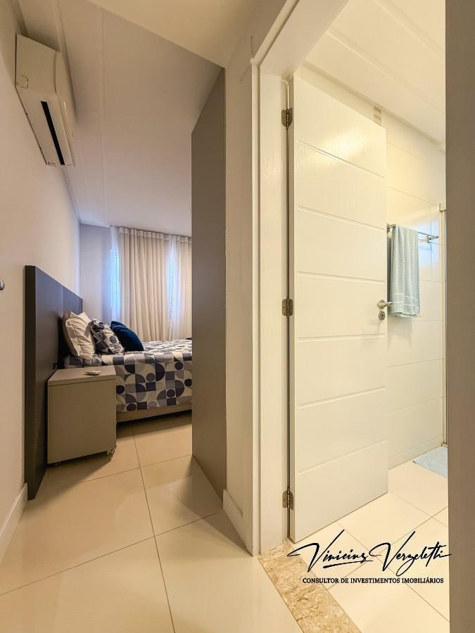 Apartamento para alugar com 3 quartos, 140m² - Foto 31