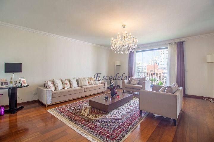 Apartamento à venda com 4 quartos, 228m² - Foto 1