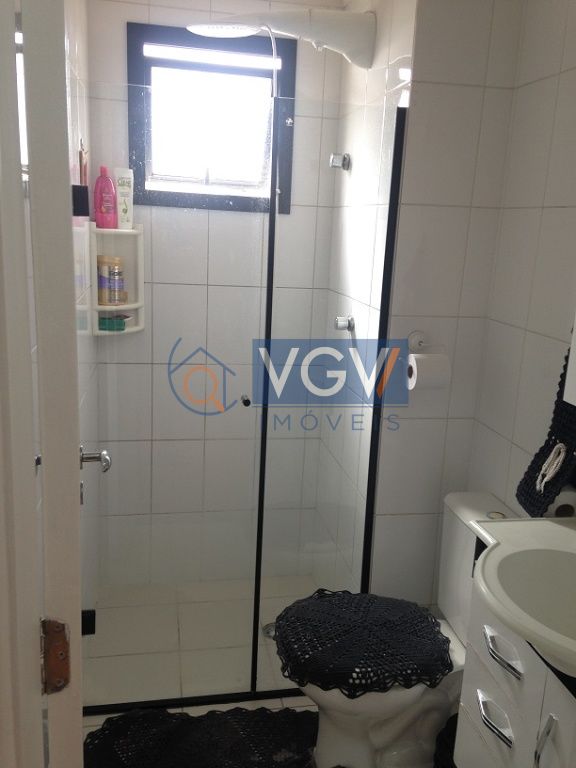 Apartamento para alugar com 2 quartos, 50m² - Foto 6