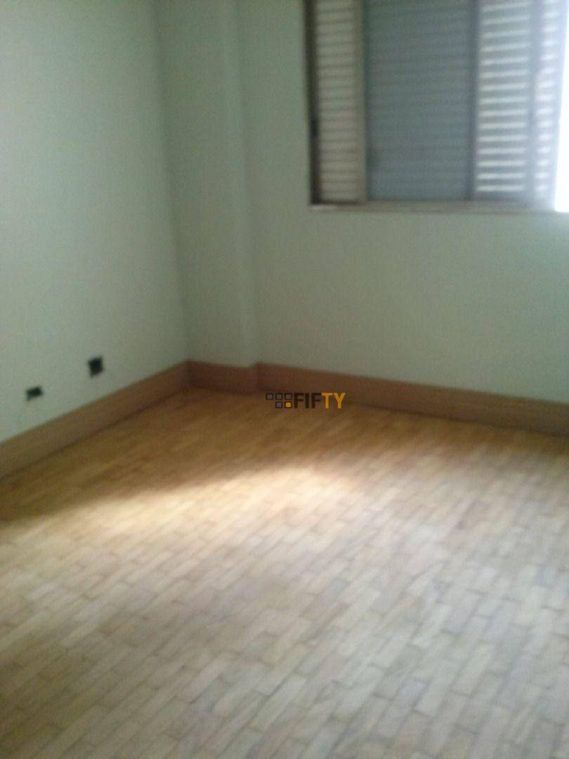 Apartamento à venda e aluguel com 3 quartos, 138m² - Foto 17