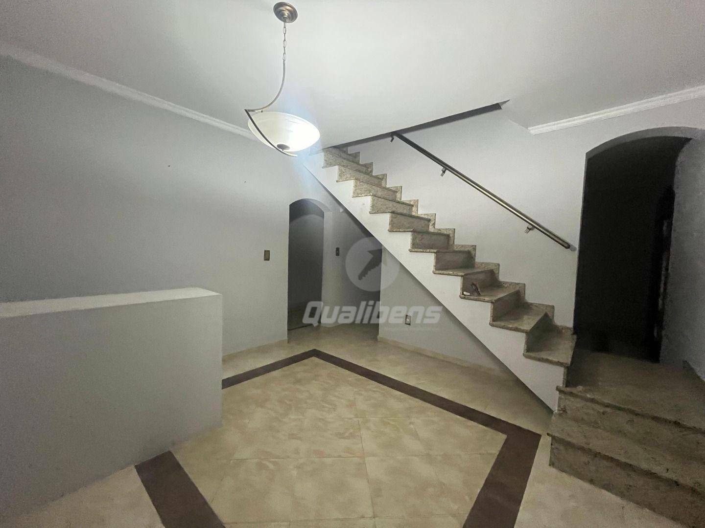 Sobrado para alugar com 3 quartos, 323m² - Foto 23