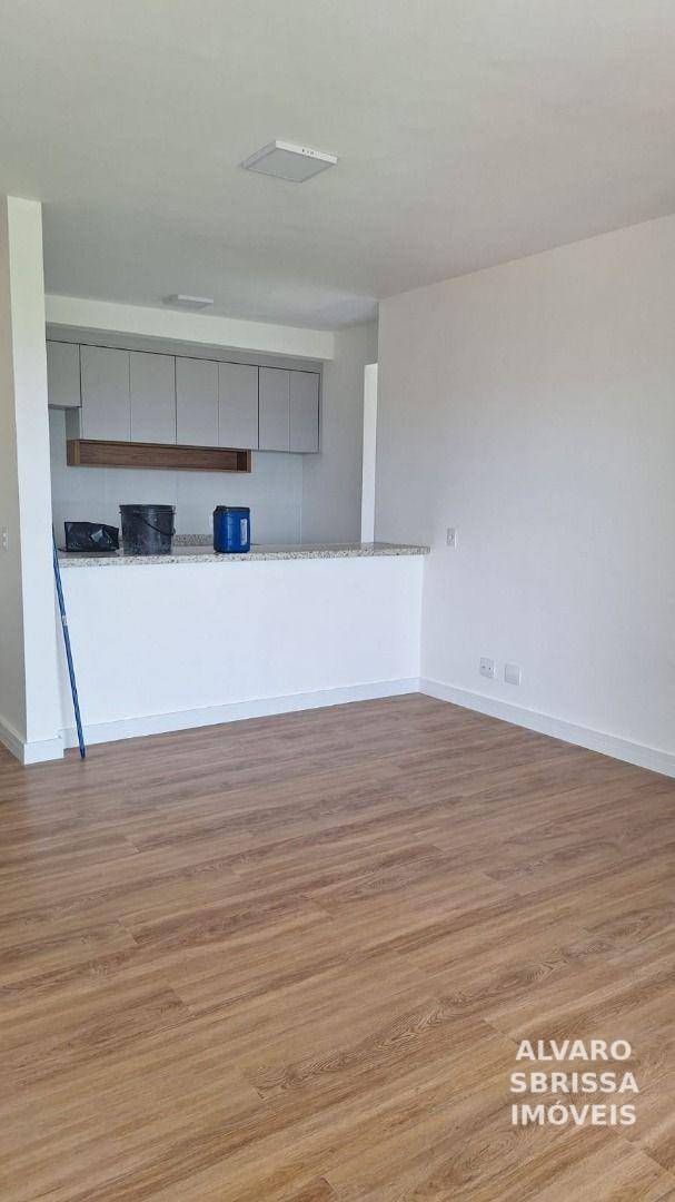 Apartamento para alugar com 3 quartos, 85m² - Foto 9