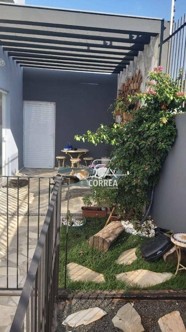 Casa à venda com 5 quartos, 220m² - Foto 19