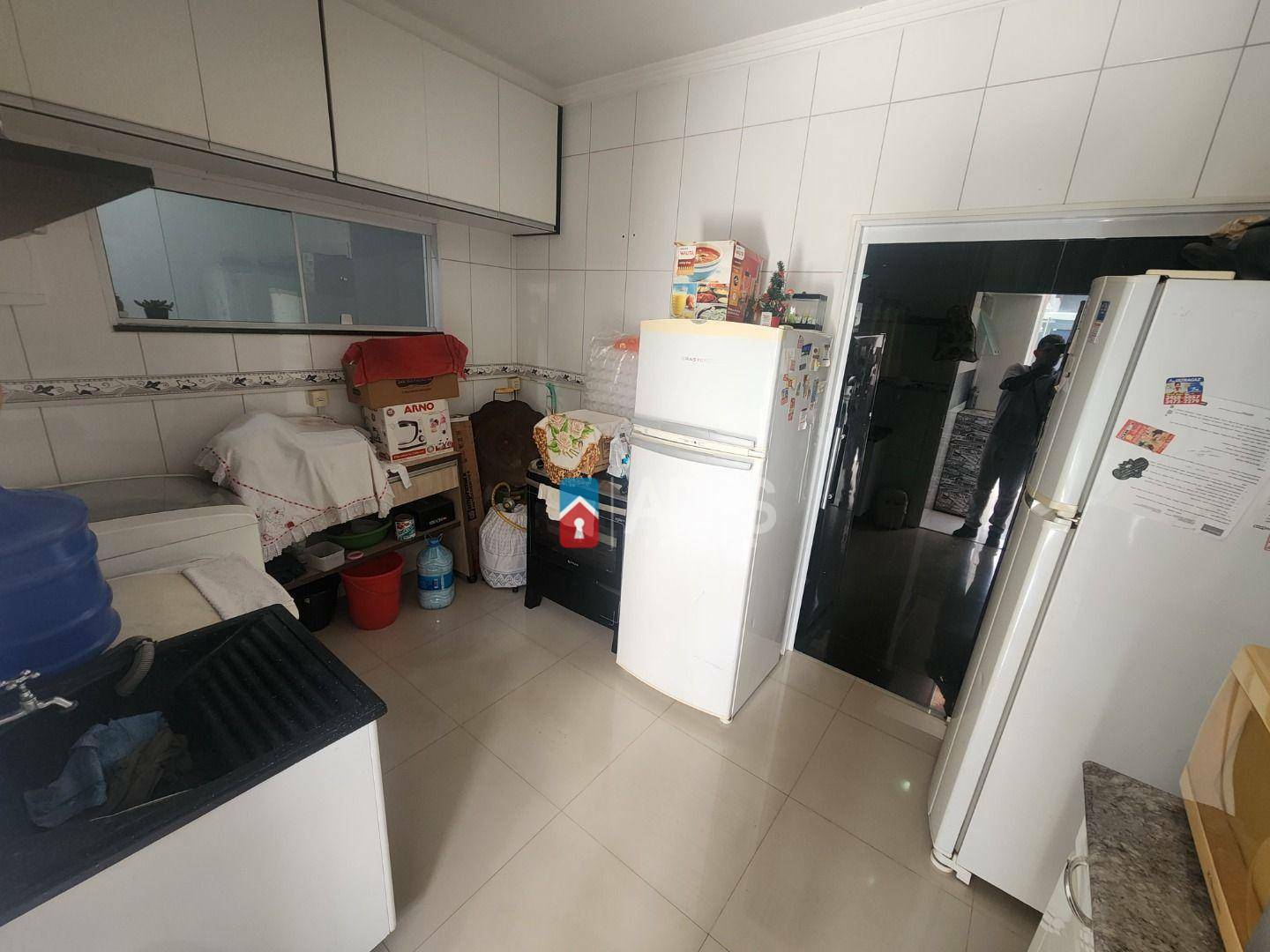 Casa à venda com 3 quartos, 106m² - Foto 5