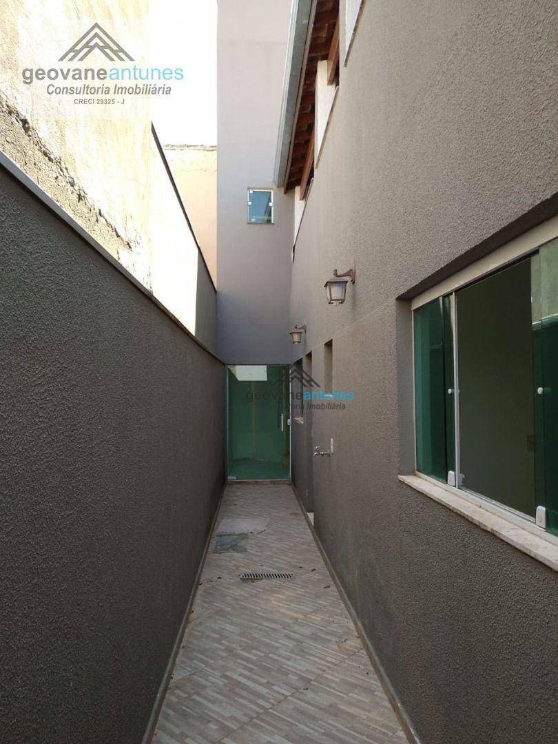 Sobrado à venda com 3 quartos, 221m² - Foto 36