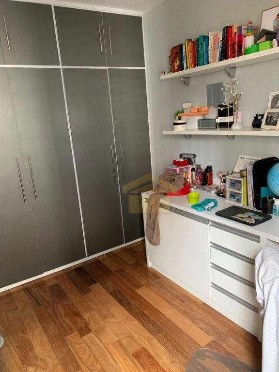 Apartamento à venda com 3 quartos, 150m² - Foto 9