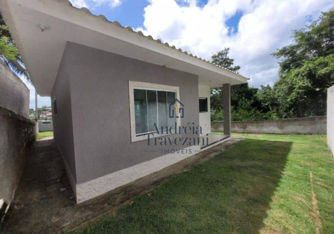 Casa à venda com 2 quartos, 75m² - Foto 12