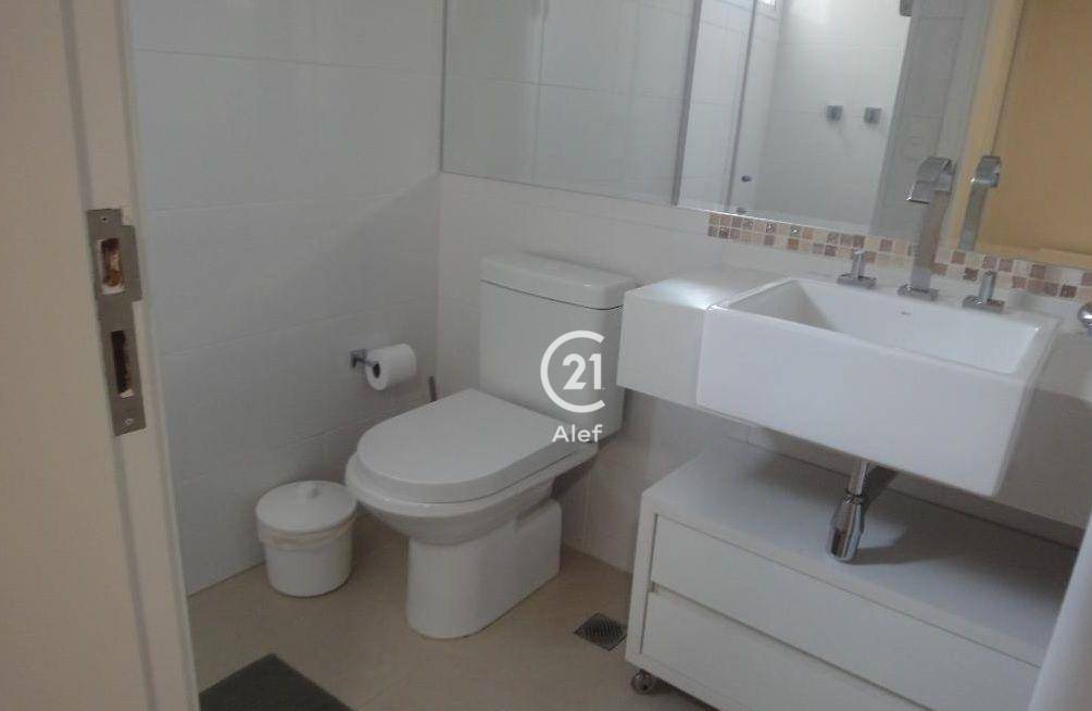 Apartamento para alugar com 2 quartos, 80m² - Foto 8