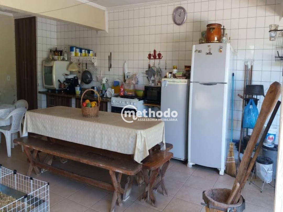 Casa à venda com 4 quartos, 330m² - Foto 23