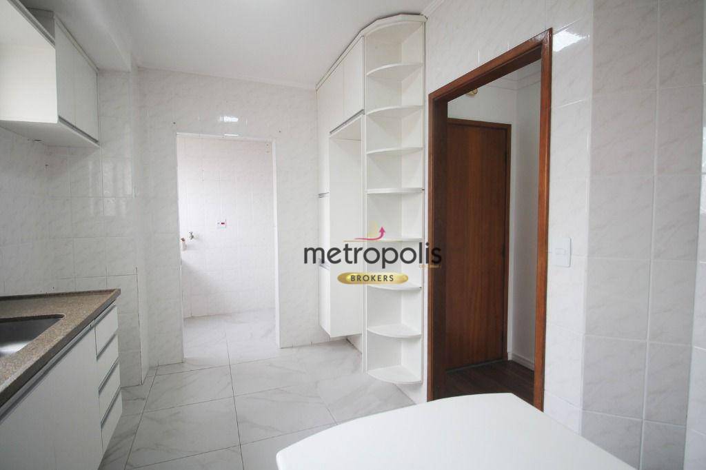 Apartamento para alugar com 2 quartos, 80m² - Foto 15