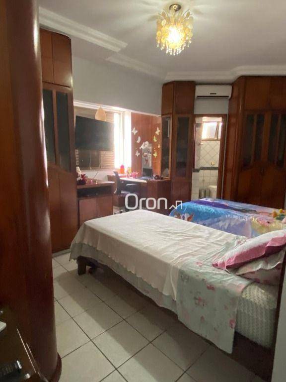 Apartamento à venda com 3 quartos, 151m² - Foto 9