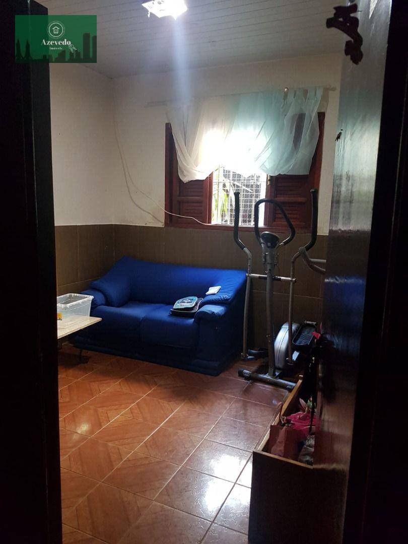 Casa à venda com 4 quartos, 130m² - Foto 13