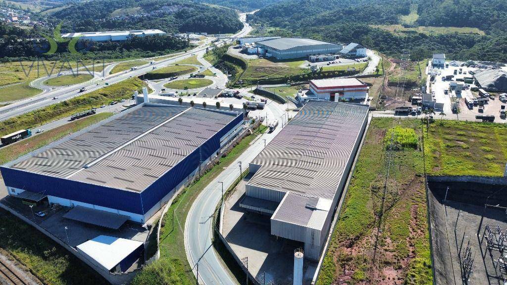 Depósito-Galpão, 5400 m² - Foto 1