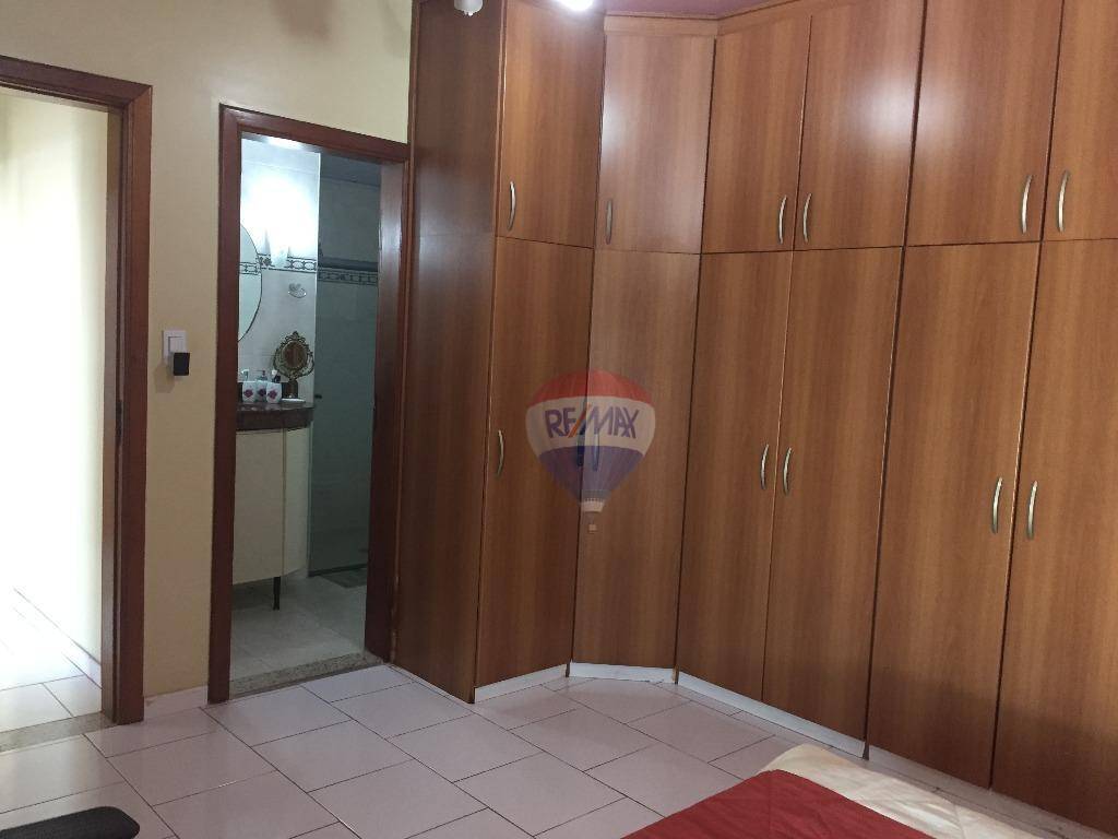 Apartamento à venda com 3 quartos, 145m² - Foto 7