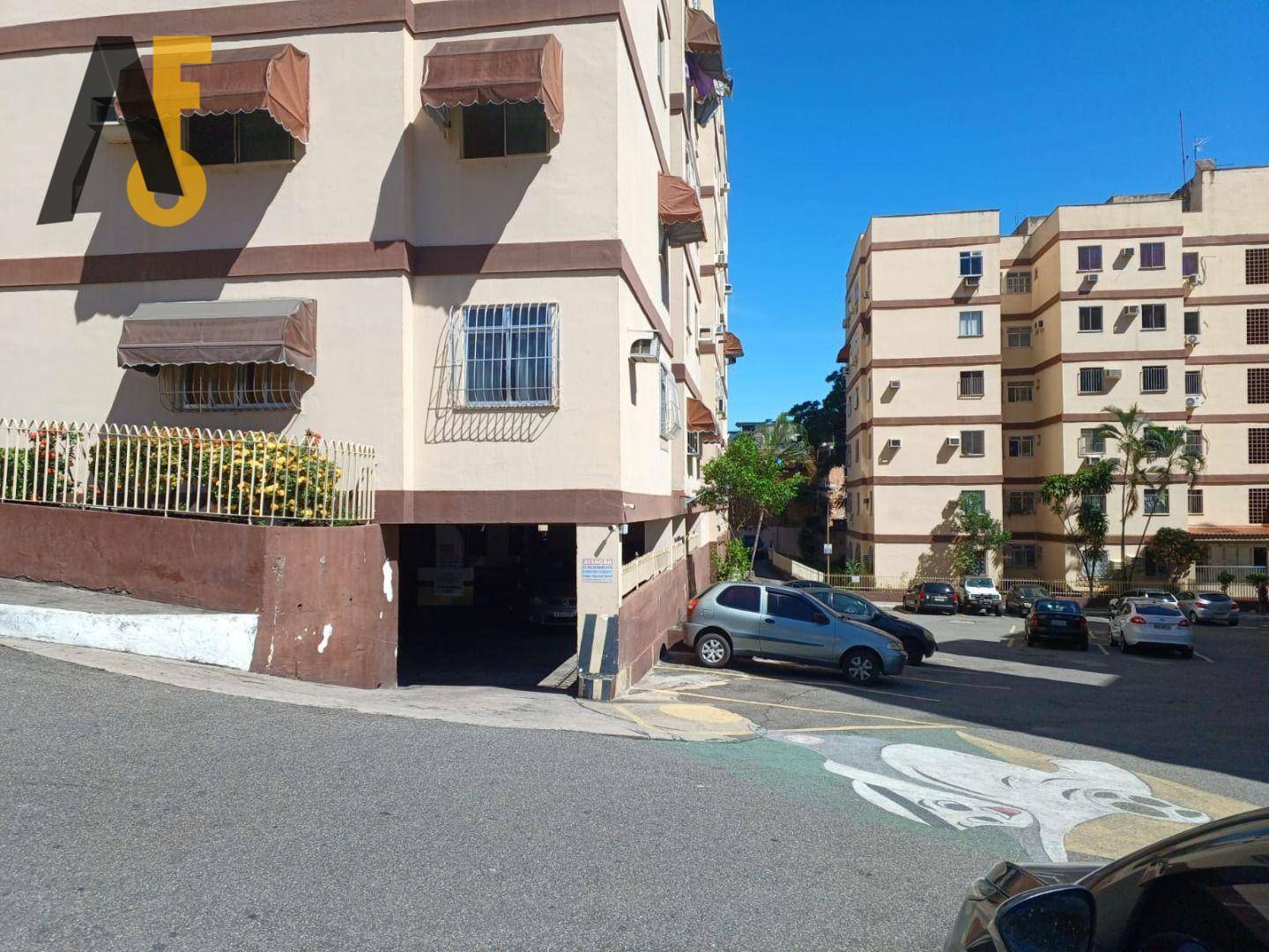 Apartamento à venda com 2 quartos, 43m² - Foto 18