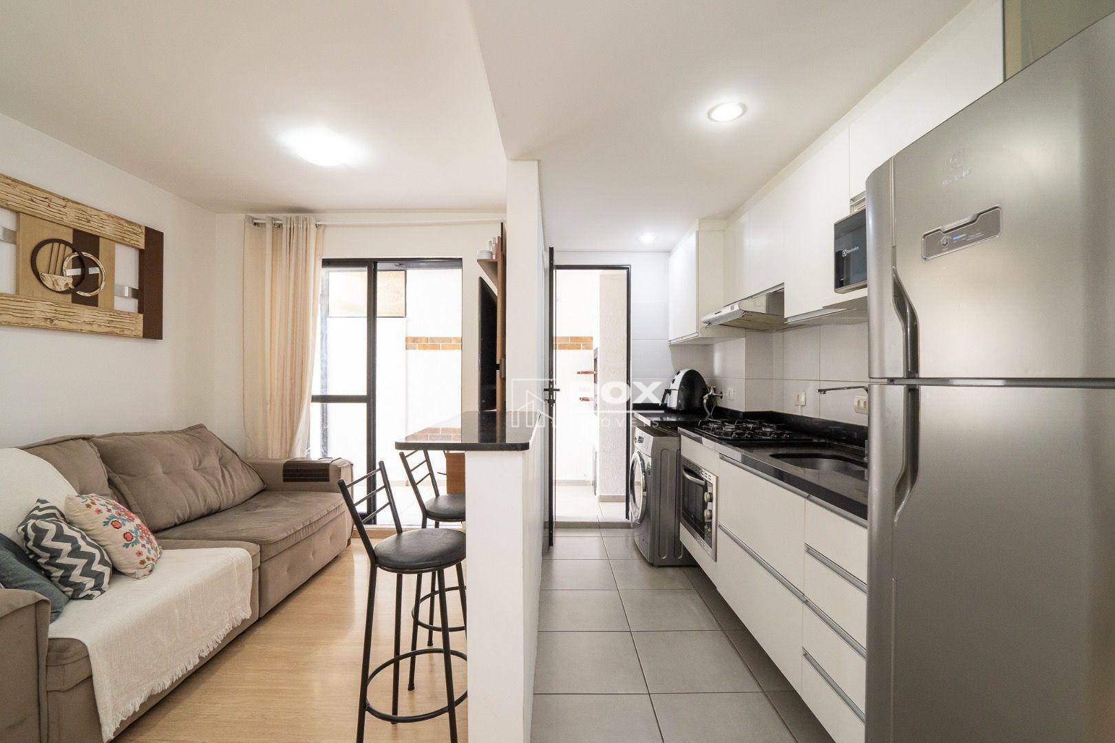 Apartamento à venda com 2 quartos, 62m² - Foto 5