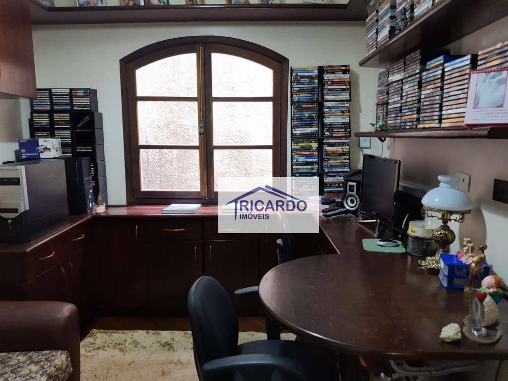 Casa, 4 quartos, 430 m² - Foto 46