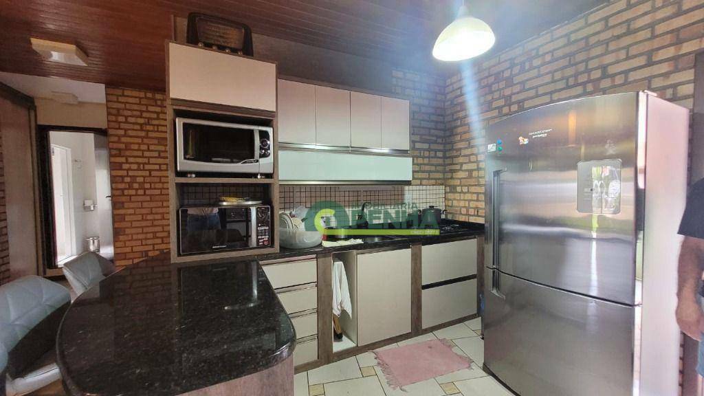 Casa à venda com 2 quartos, 140m² - Foto 12