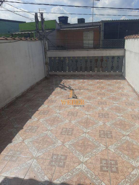 Sobrado à venda com 2 quartos, 95m² - Foto 1