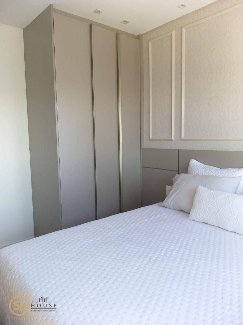 Apartamento à venda com 3 quartos, 165m² - Foto 4