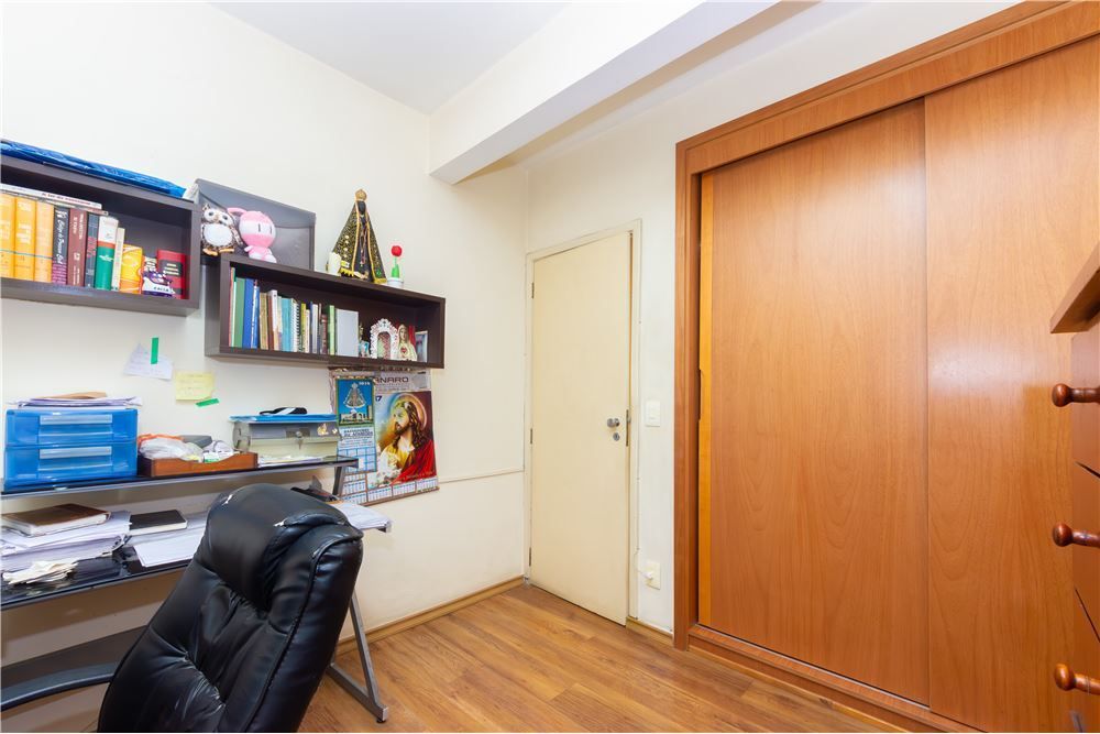 Apartamento à venda com 3 quartos, 91m² - Foto 14