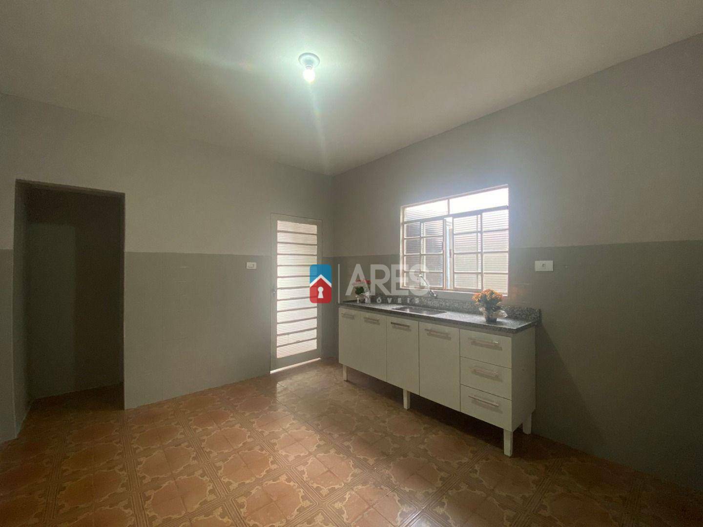 Casa à venda com 2 quartos, 88m² - Foto 14