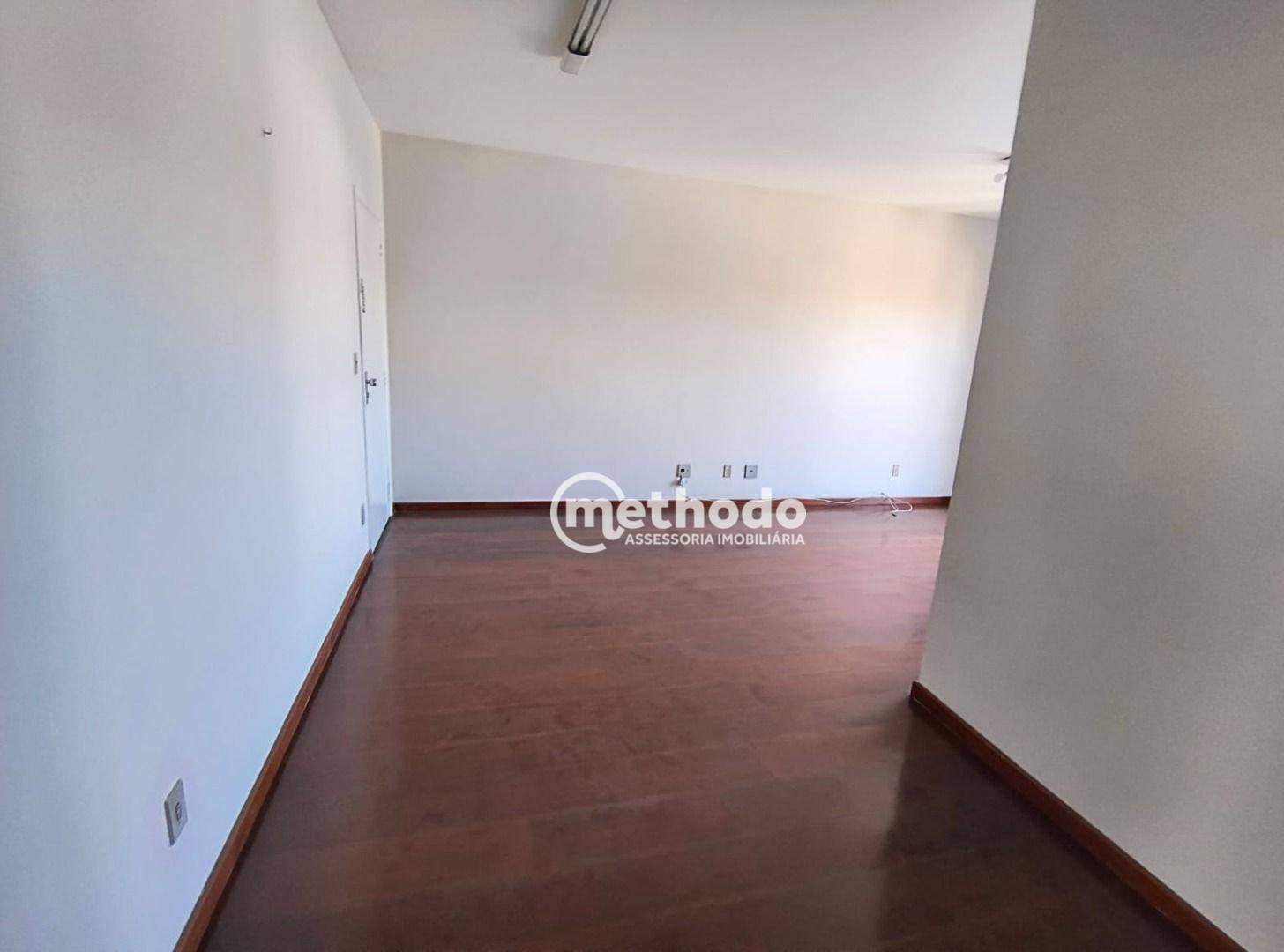 Apartamento à venda com 2 quartos, 70m² - Foto 13