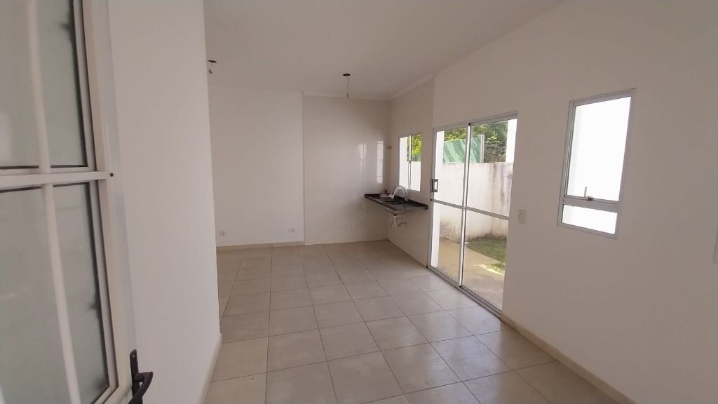 Casa de Condomínio à venda com 3 quartos, 55m² - Foto 10