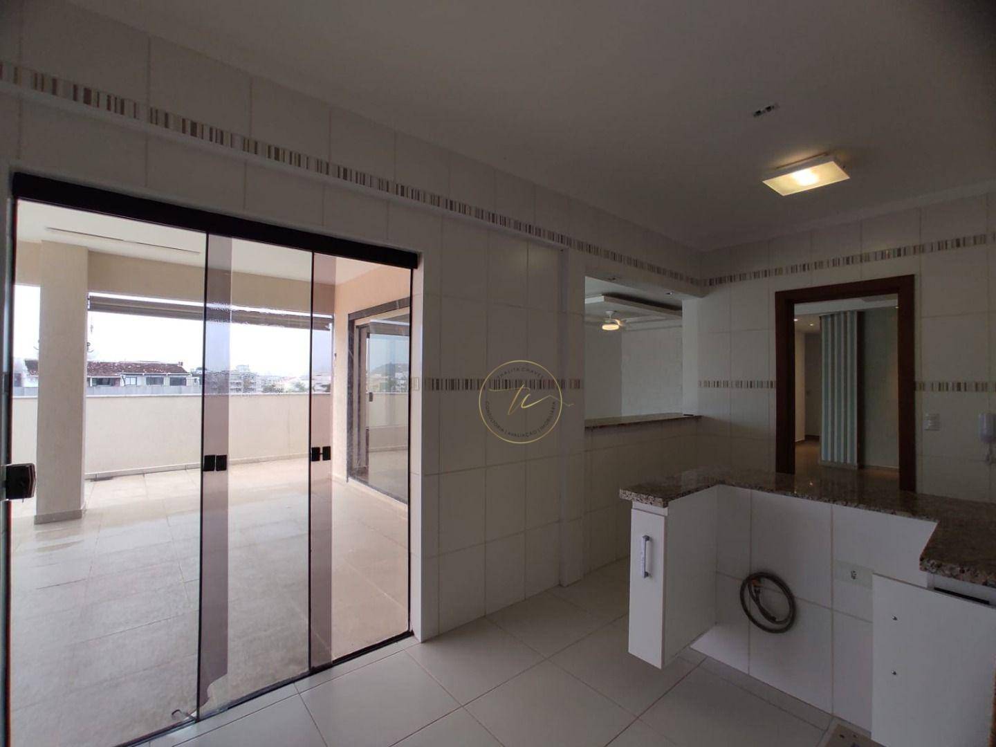 Cobertura à venda com 3 quartos, 200m² - Foto 12