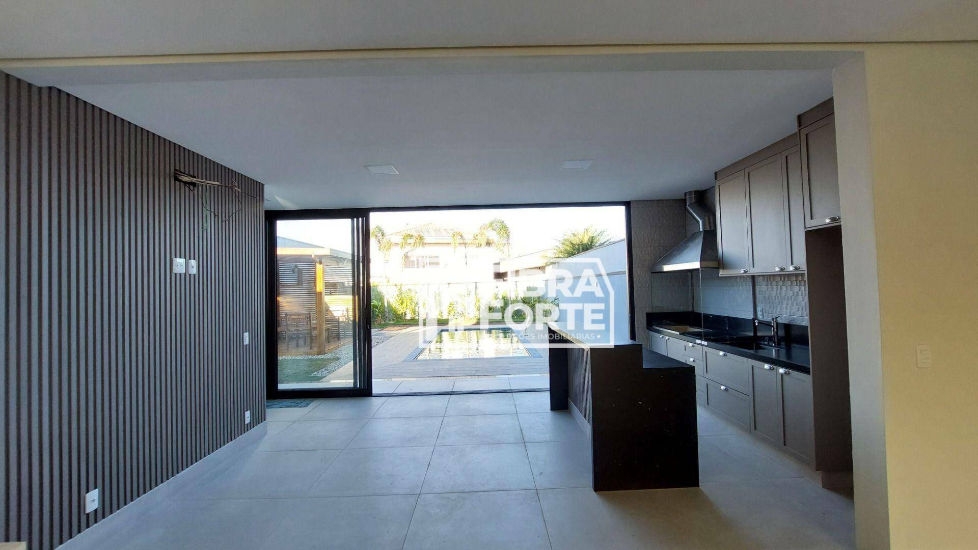 Casa de Condomínio à venda com 3 quartos, 282m² - Foto 14