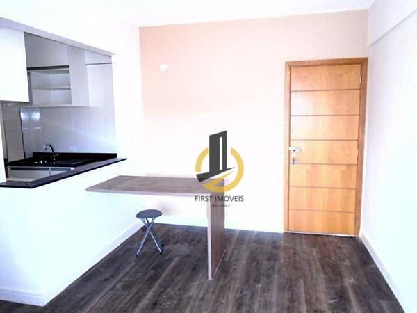 Apartamento à venda e aluguel com 2 quartos, 60m² - Foto 2