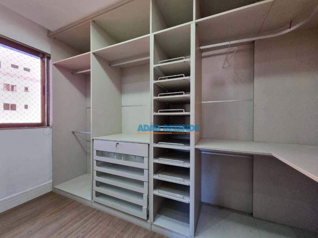 Apartamento à venda com 3 quartos, 154m² - Foto 12