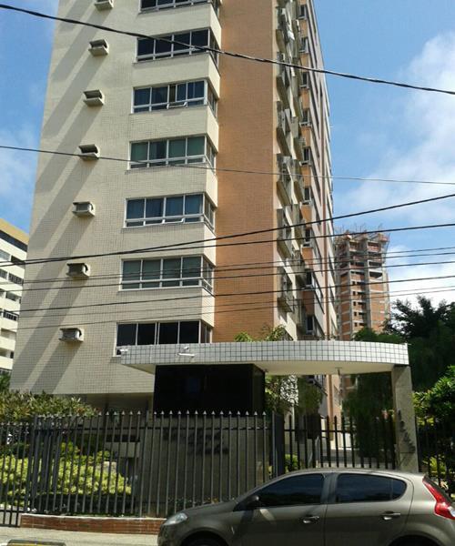 Apartamento à venda com 3 quartos, 210m² - Foto 1