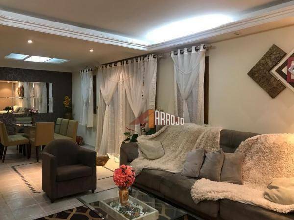 Sobrado à venda com 3 quartos, 132m² - Foto 4