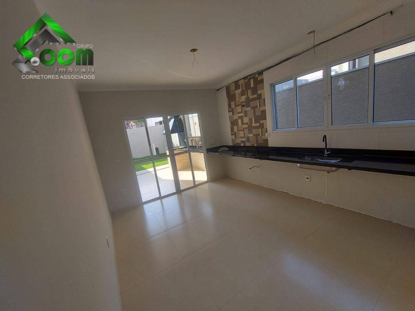 Casa à venda com 3 quartos, 115m² - Foto 9