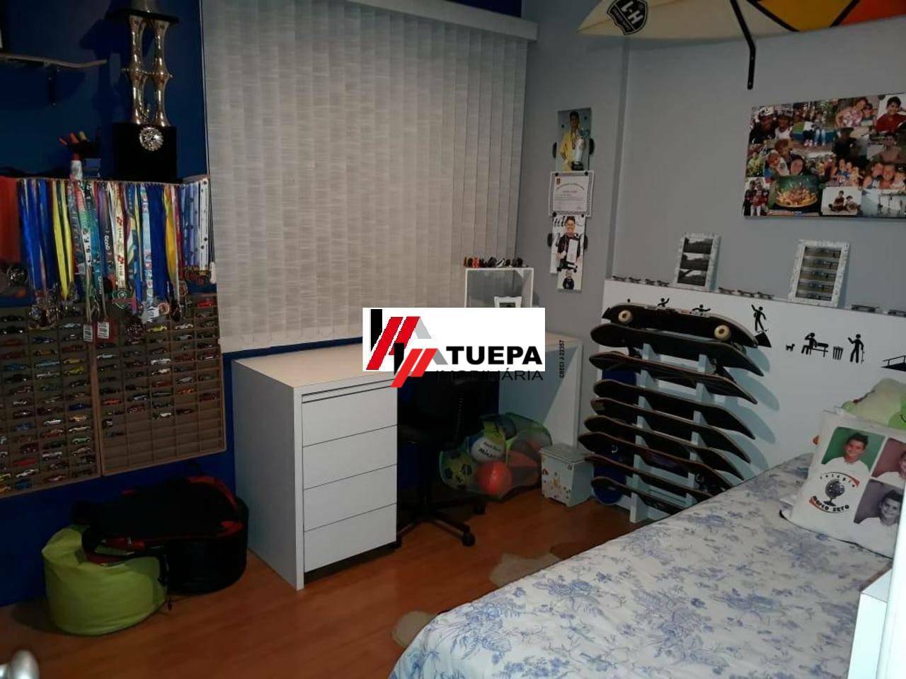 Apartamento à venda com 3 quartos, 116m² - Foto 1