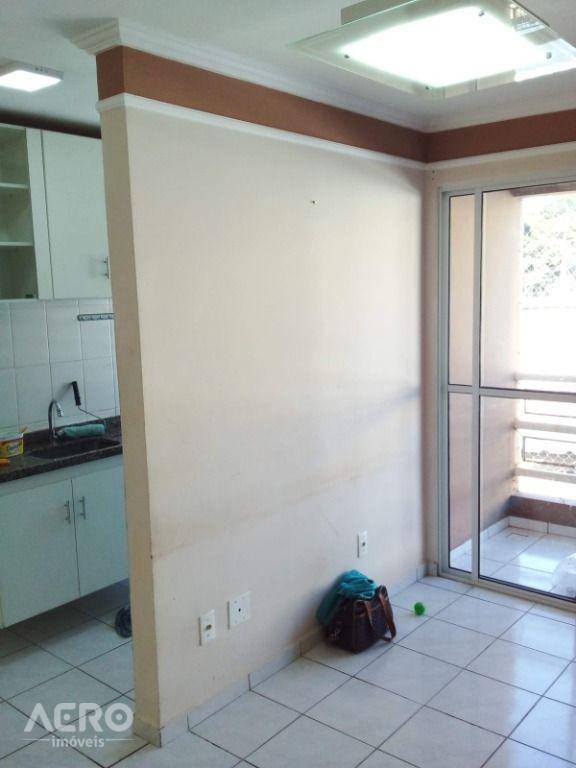 Apartamento à venda com 2 quartos, 60m² - Foto 1